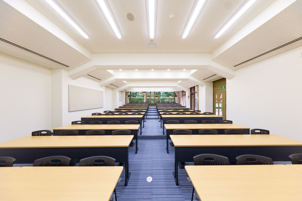香蘭女学校 中等科・高等科 聖ヒルダ記念館 Study Hall